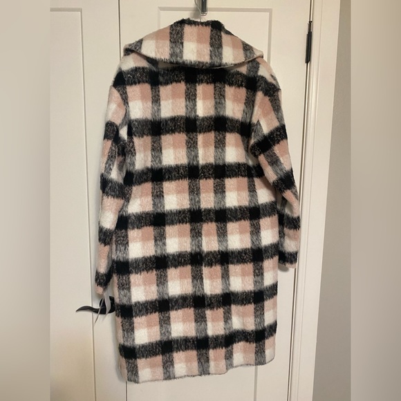 NWT BCBG Long Plaid Coat from Nordstrom Rack Size Medium - Picture 2 of 6